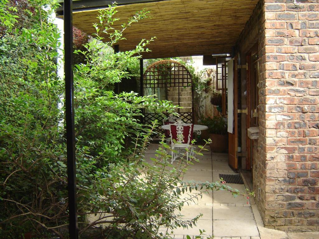 Babbling Brook Bed & Breakfast Pietermaritzburg Oda fotoğraf